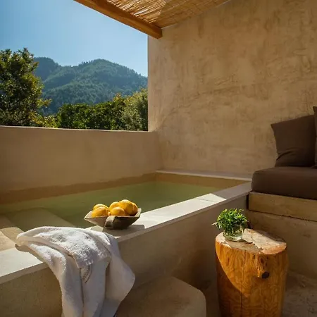 Meli Isle - Adults Only מלון